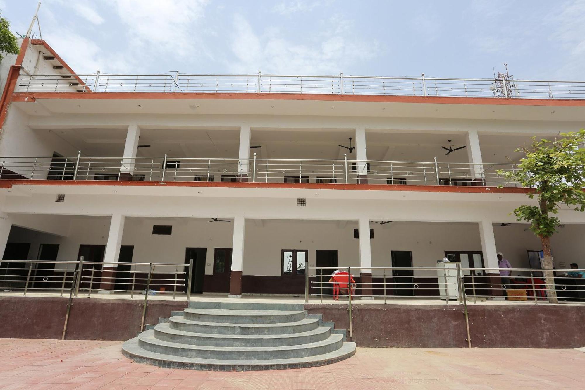 Spot On Angel Garden Hotel Alīgarh Exterior foto
